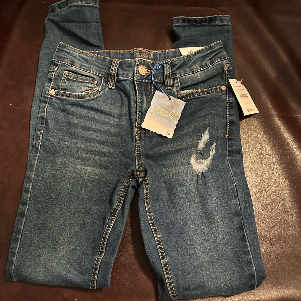 Studio V by Vigoss skinny jeans